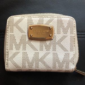 Michael Kors Bifold Wallet MK Logo Vanilla